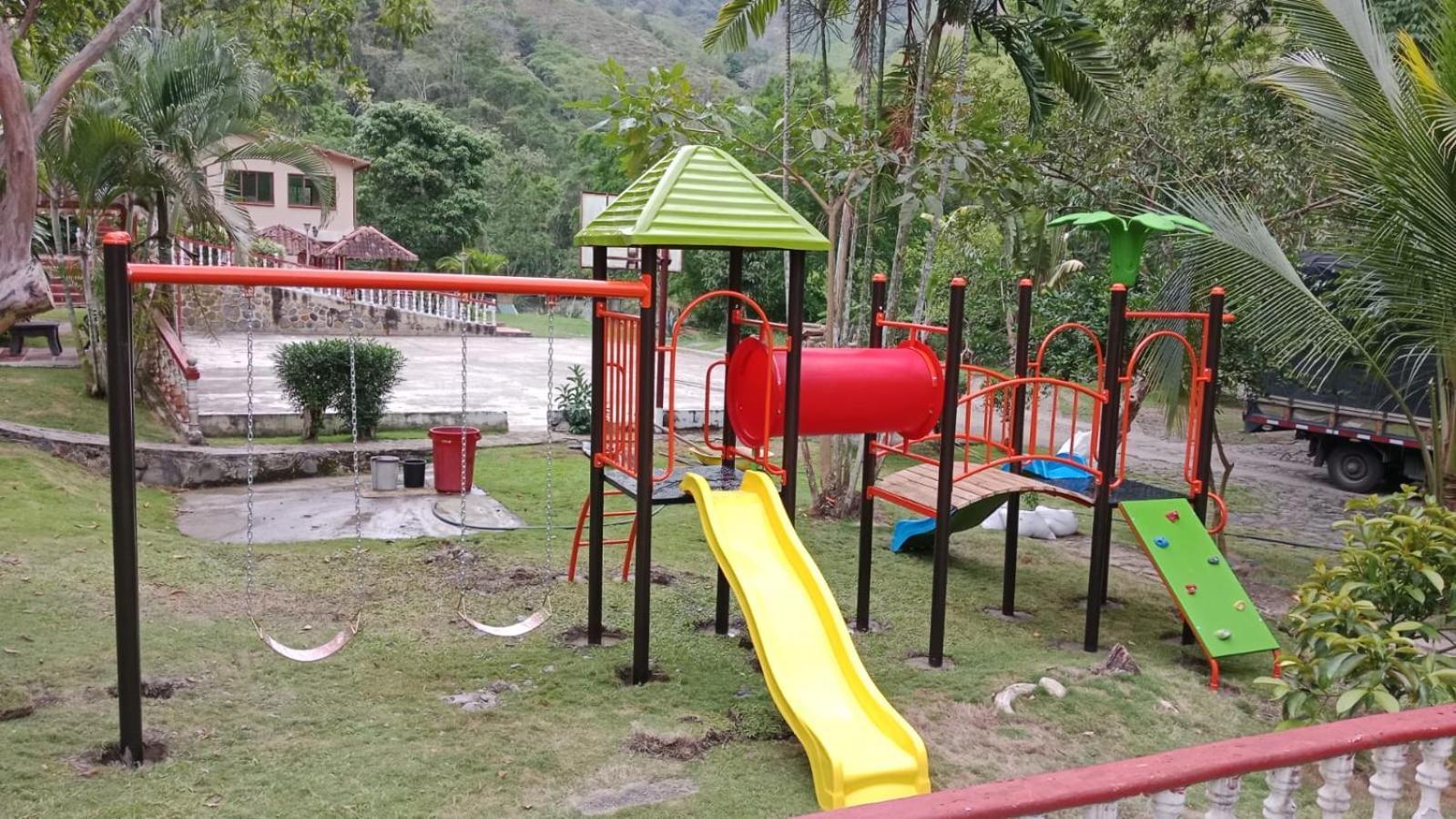 Hotel Campestre La Gaitana Tobia Eksteriør billede