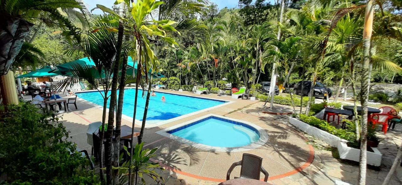 Hotel Campestre La Gaitana Tobia Eksteriør billede